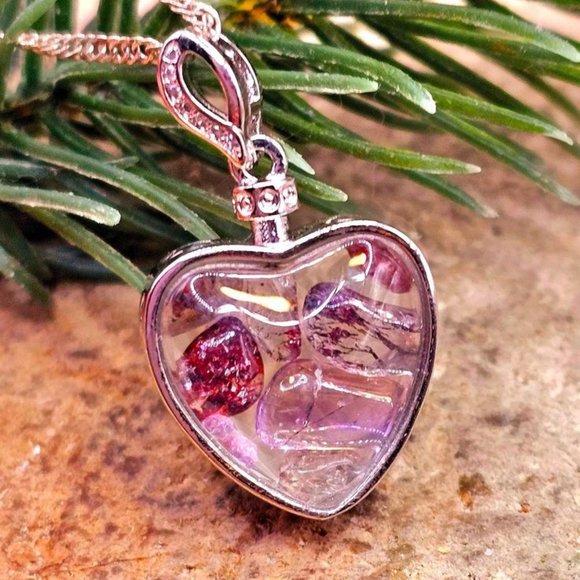 Nature Super Seven Crystals Floating Silver Heart & Leaf Pendant Necklace - Picture 1 of 10